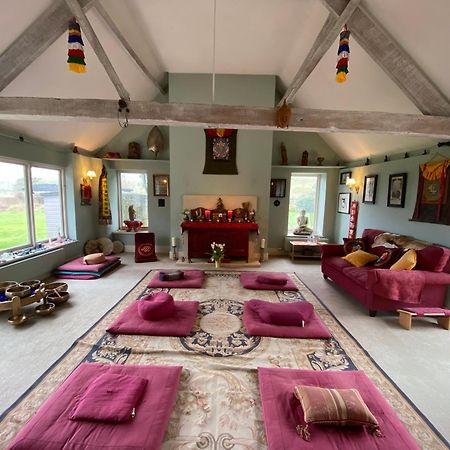 Spacious Swallow Cottage ティズベリー エクステリア 写真